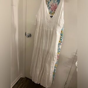Nwot white Sol spaghetti dress size L☝️🤗❤️